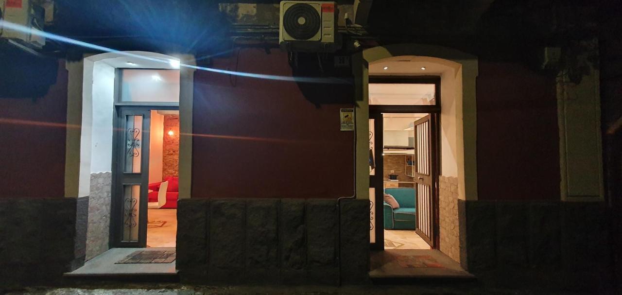 Da Marieddu Appartamento Indipendente In Centro Citta CTA Exterior foto